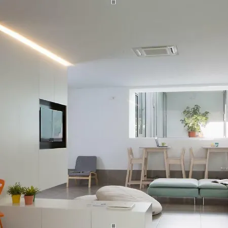 Private Rooms, Valenciana - Sk *